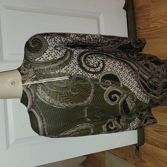 Chicos Zippered Back Top - Picture 2 of 5